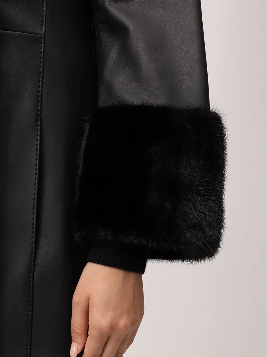 Пальто кожаное FENDI FPS780 NBA F0GME Черный  Фото 5