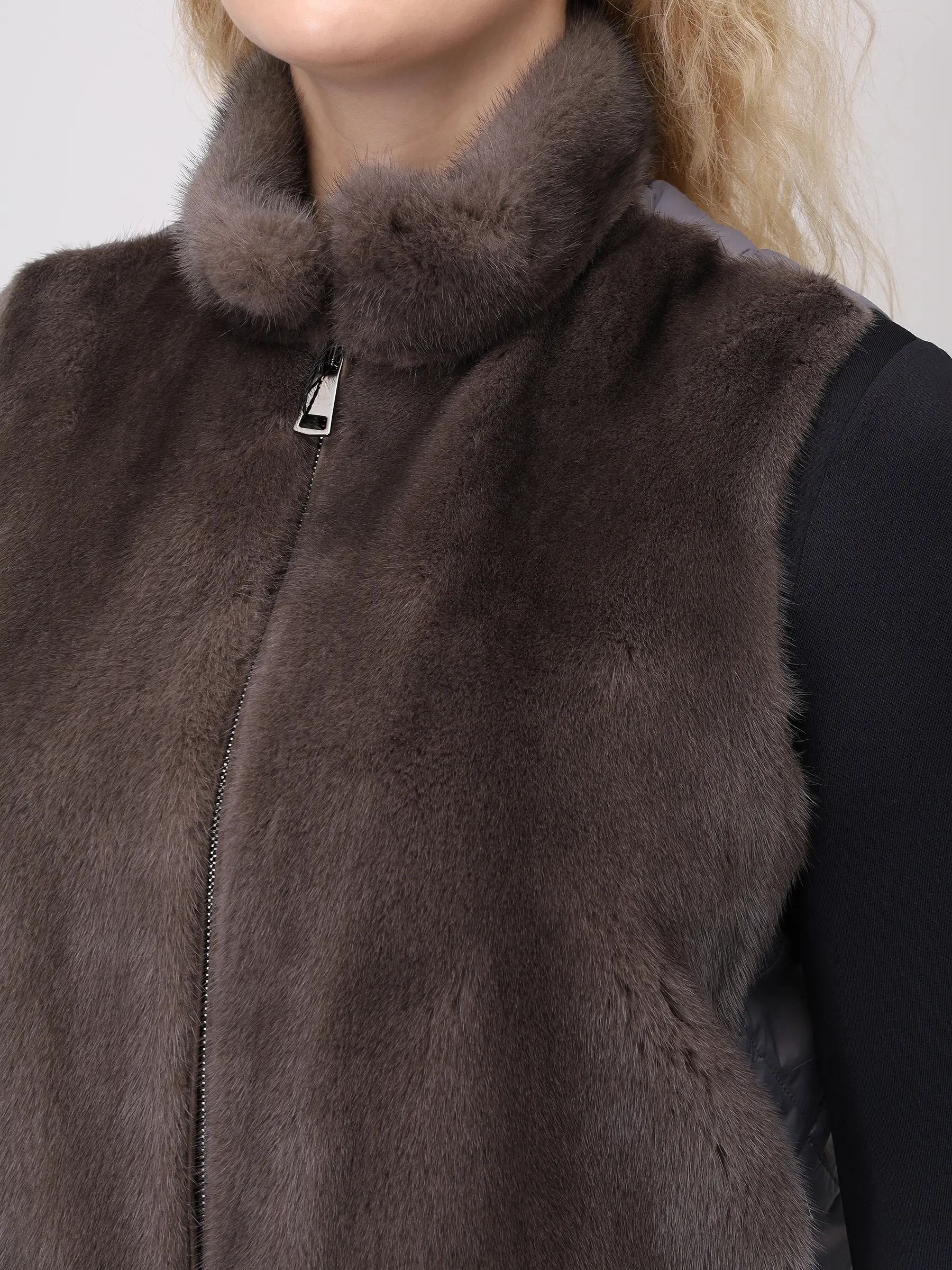 Жилет с мехом норки MANZONI 24 22M124 VNYTR2F Серый  Фото 6