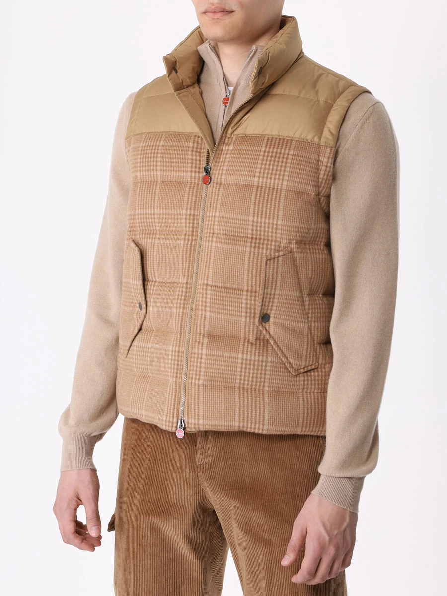 Жилет стеганый KITON UW1300AK01S1606003 Бежевый  Фото 4