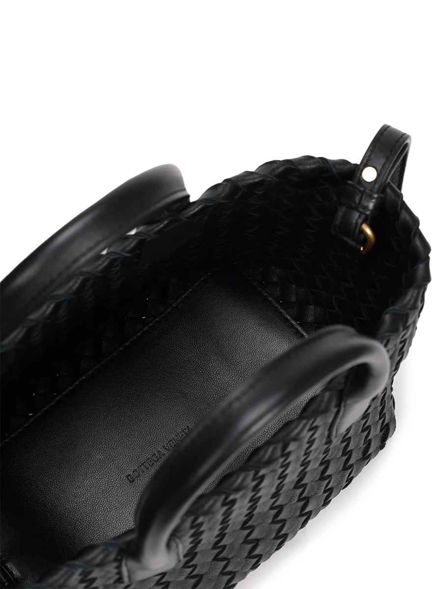 Сумка кожаная Mini Cabat BOTTEGA VENETA 709464V1OW1 8425 Черный  Фото 4