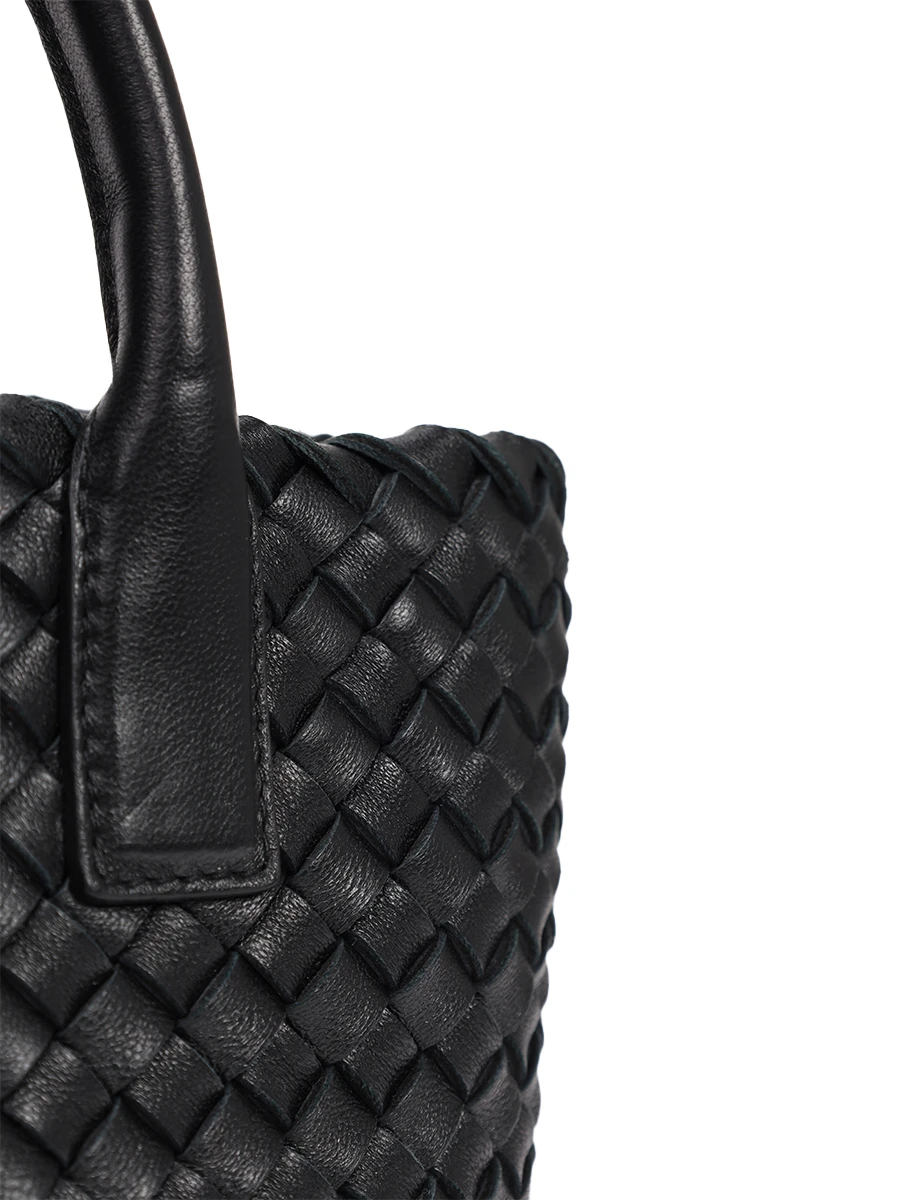 Сумка кожаная Mini Cabat BOTTEGA VENETA 709464V1OW1 8425 Черный  Фото 5