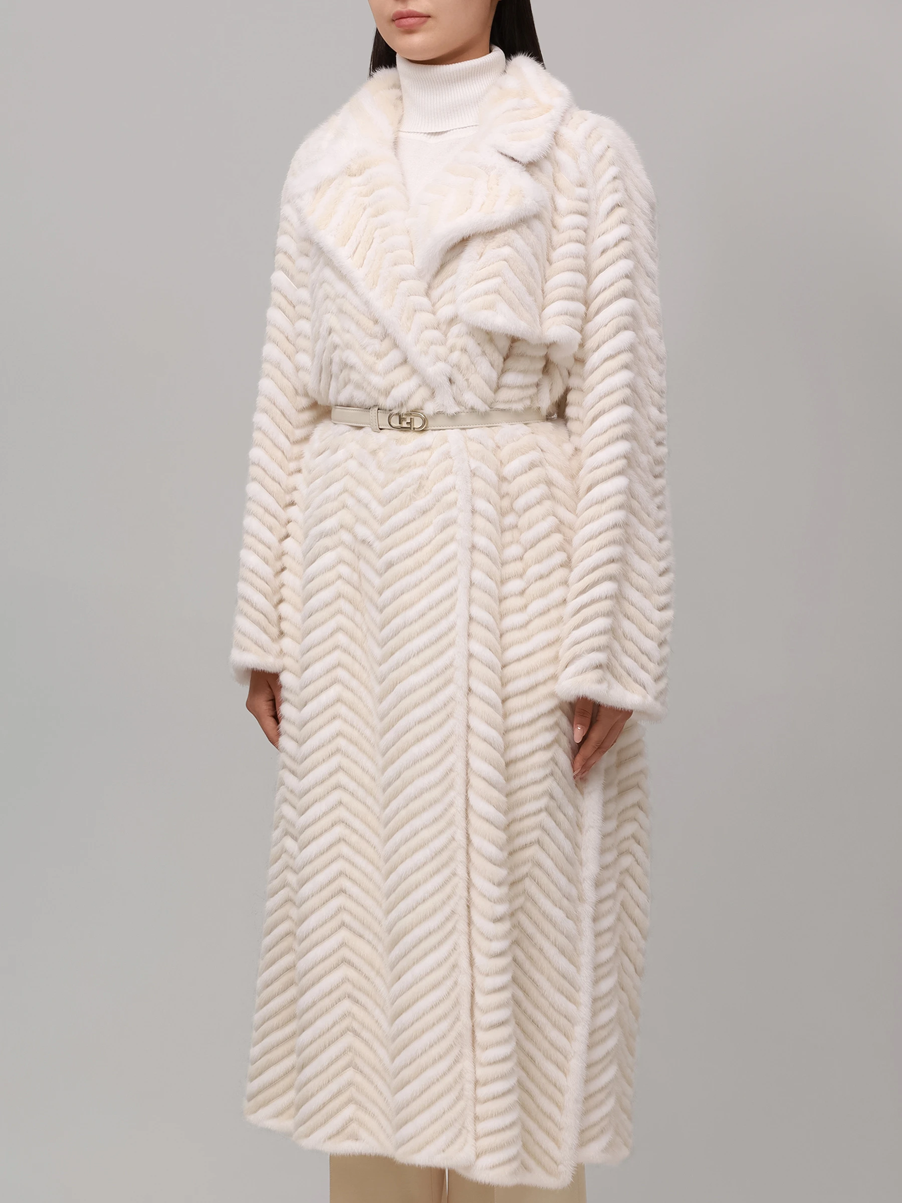 Шуба норковая FENDI FNF07M AJ9T F0TBZ Белый  Фото 4