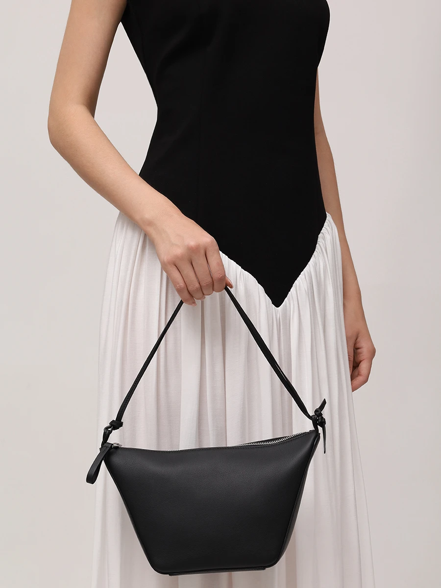 Сумка кожаная Puzzle Edge LOEWE A538G13X01 1100 Черный  Фото 3