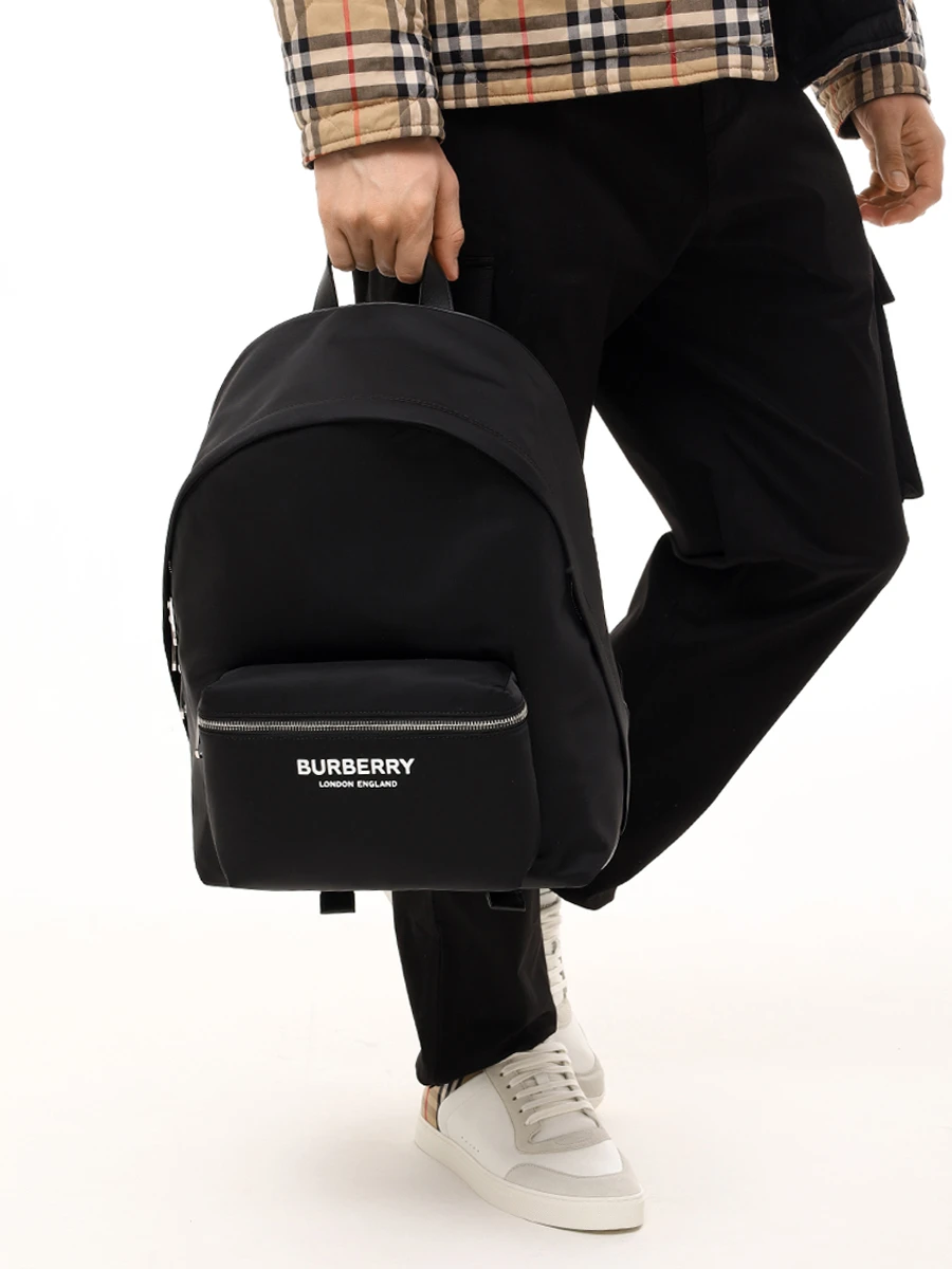 Рюкзак текстильный BURBERRY 8063495 A1189 Черный  Фото 2