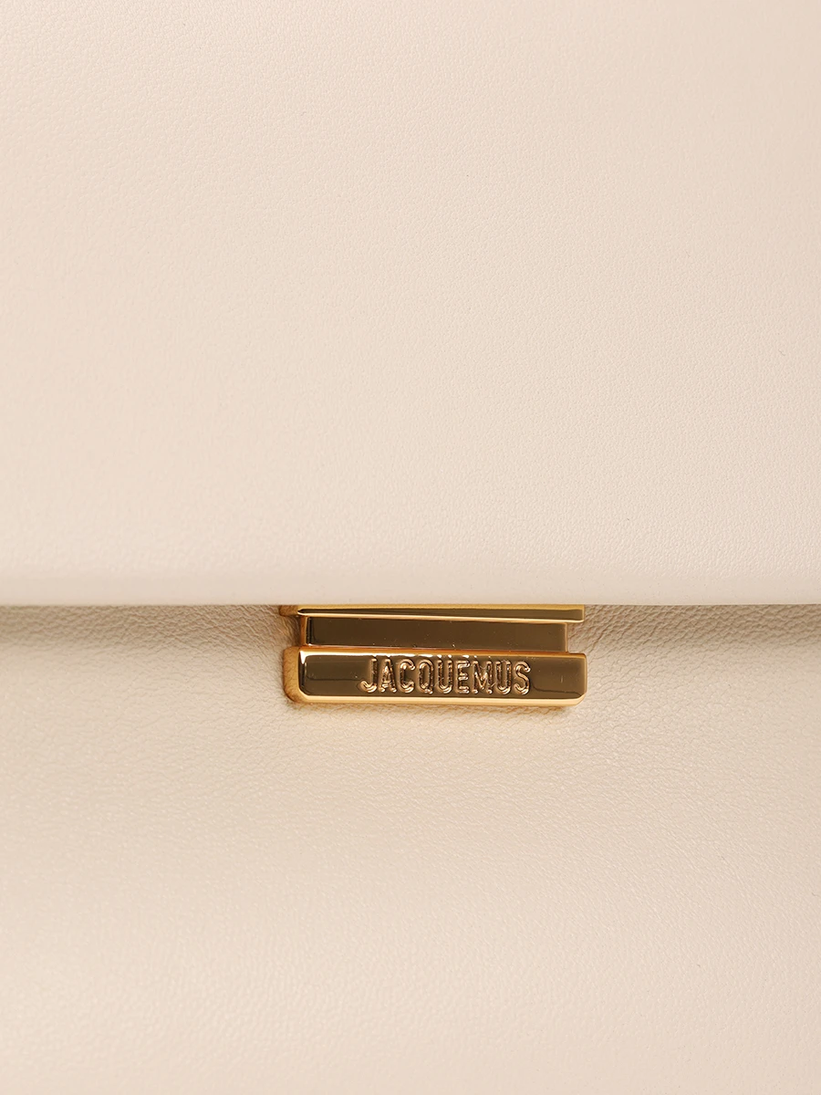 Сумка кожаная Le Rond Carre JACQUEMUS 243BA3833171 115 Бежевый  Фото 7