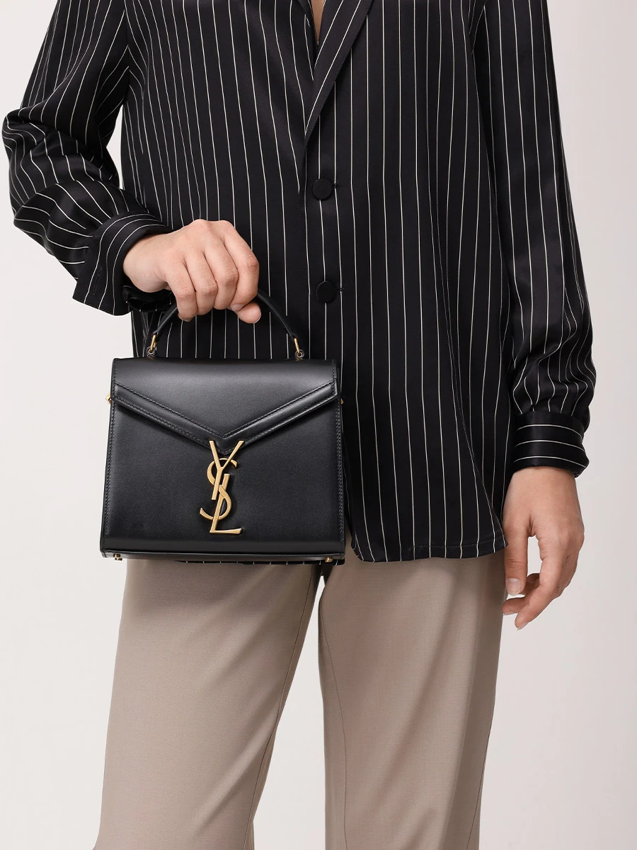 Сумка кожаная Cassandra SAINT LAURENT 6239300SX0W1000 Черный  Фото 2