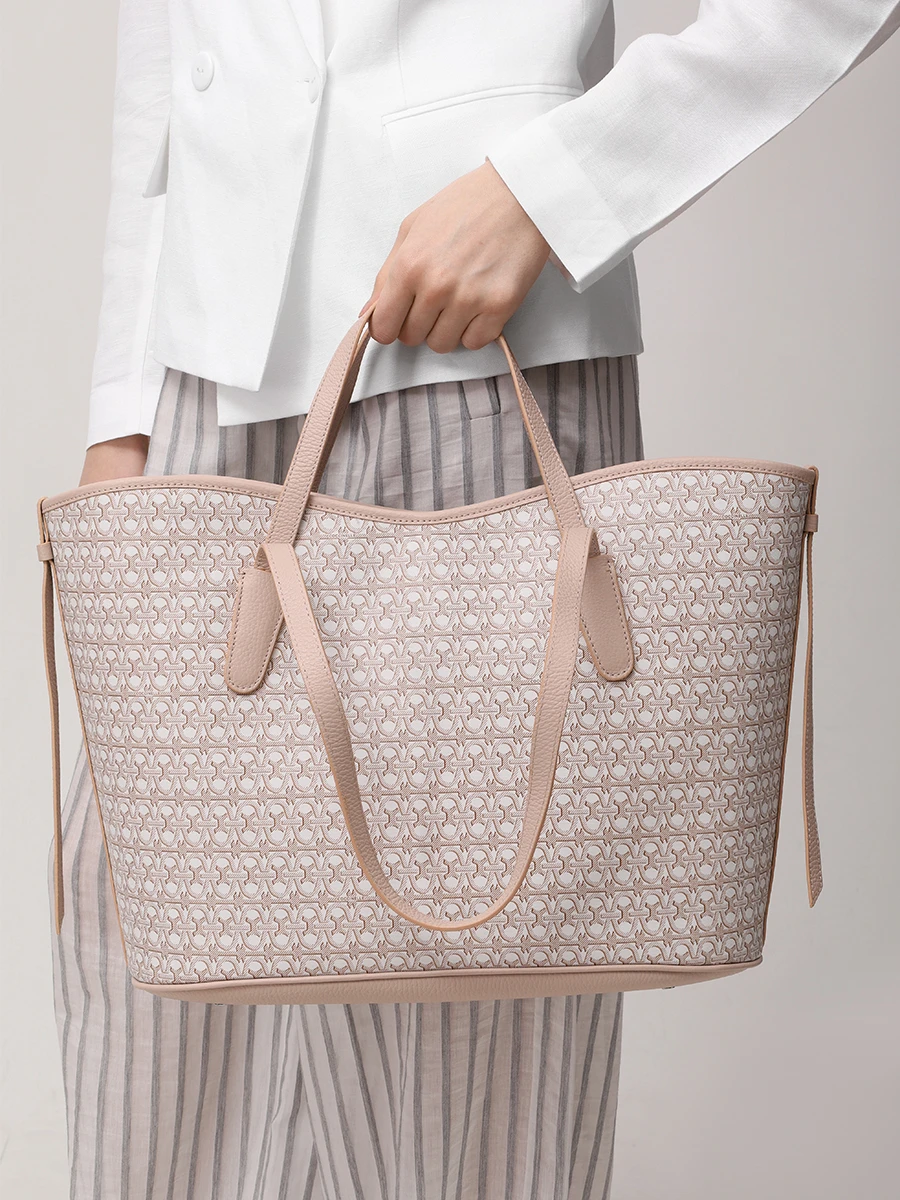 Сумка с принтом COCCINELLE E1 SSF 11 04 01/537 Кремовый  Фото 2