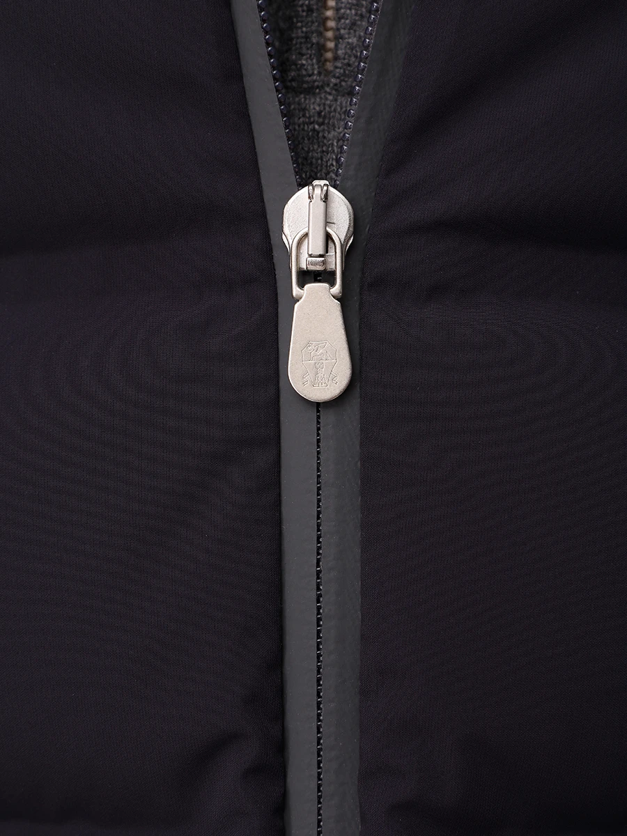 Жилет стеганый BRUNELLO CUCINELLI MM4911995 CRI58 Темно- Синий  Фото 6