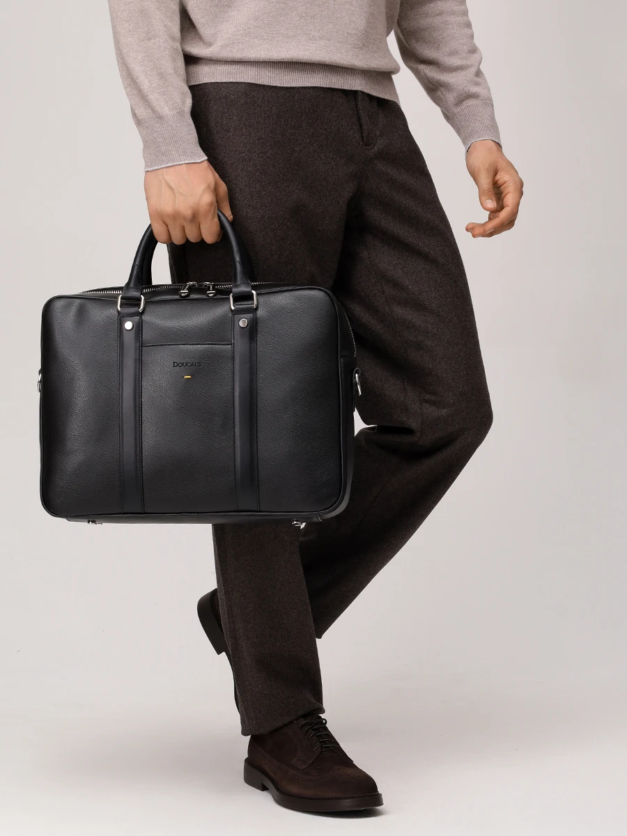 Сумка кожаная DOUCAL`S DB0020--02PT7360N00 Черный  Фото 2