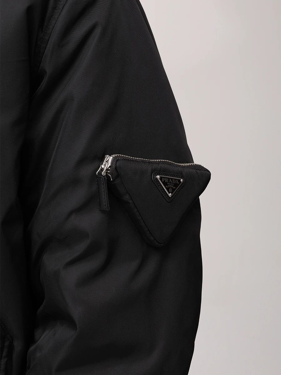 Бомбер однотонный PRADA SGB903S2221WQ8 F0002 Черный  Фото 5