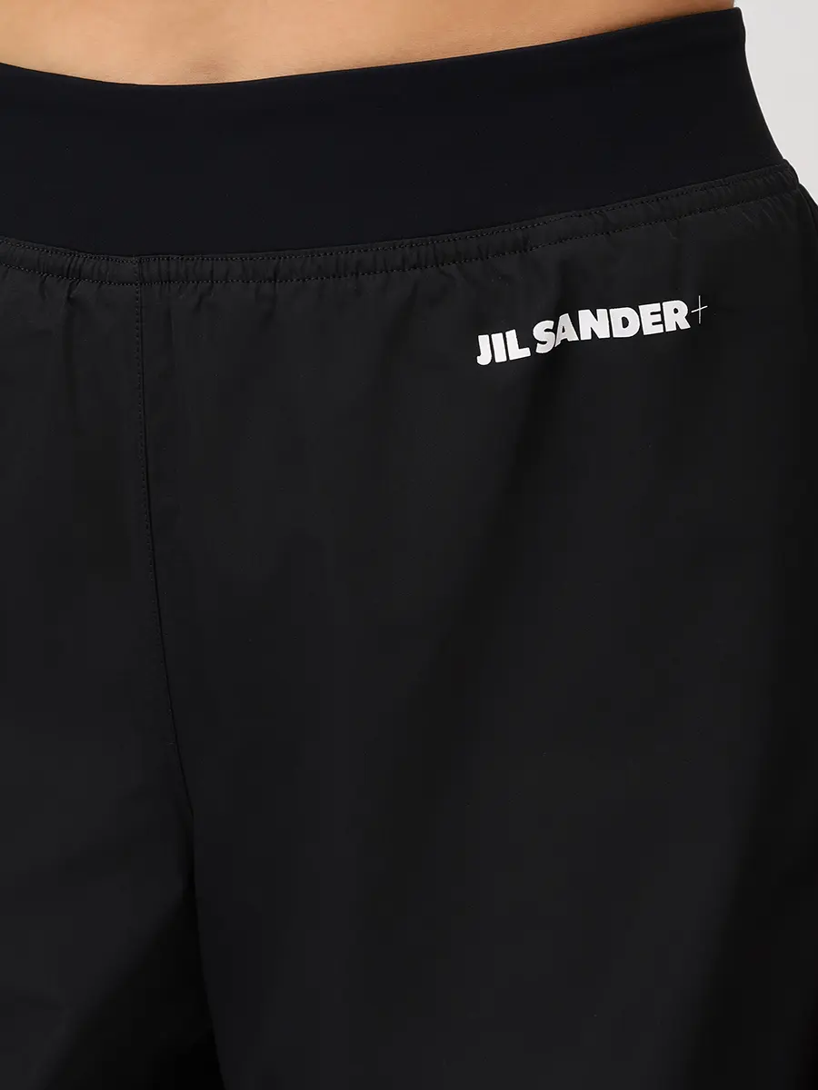 Шорты однотонные JIL SANDER J40KA0260 JTN158 001 Черный  Фото 5