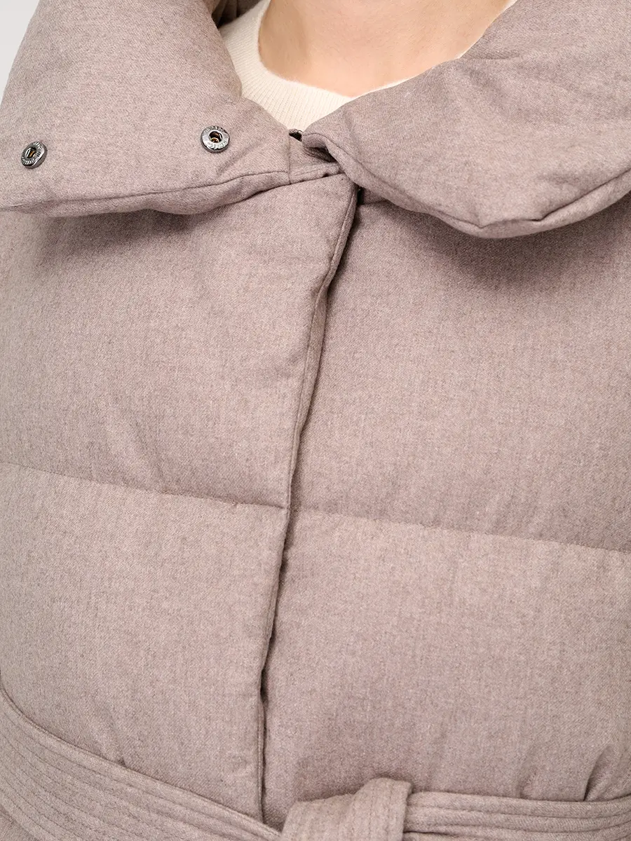 Пуховик стеганый HETREGO 8P740 F 25W015 BBM LOUISE Бежевый  Фото 5