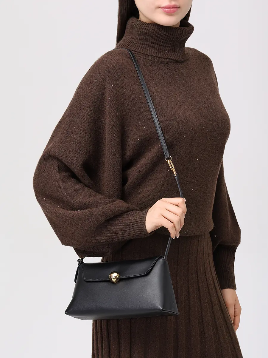 Сумка кожаная Sfera FURLA WE00680-BX2269-O6000 Черный  Фото 2