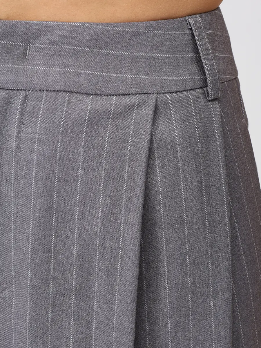 Брюки в полоску HINNOMINATE HMABW02246 Серый  Фото 5