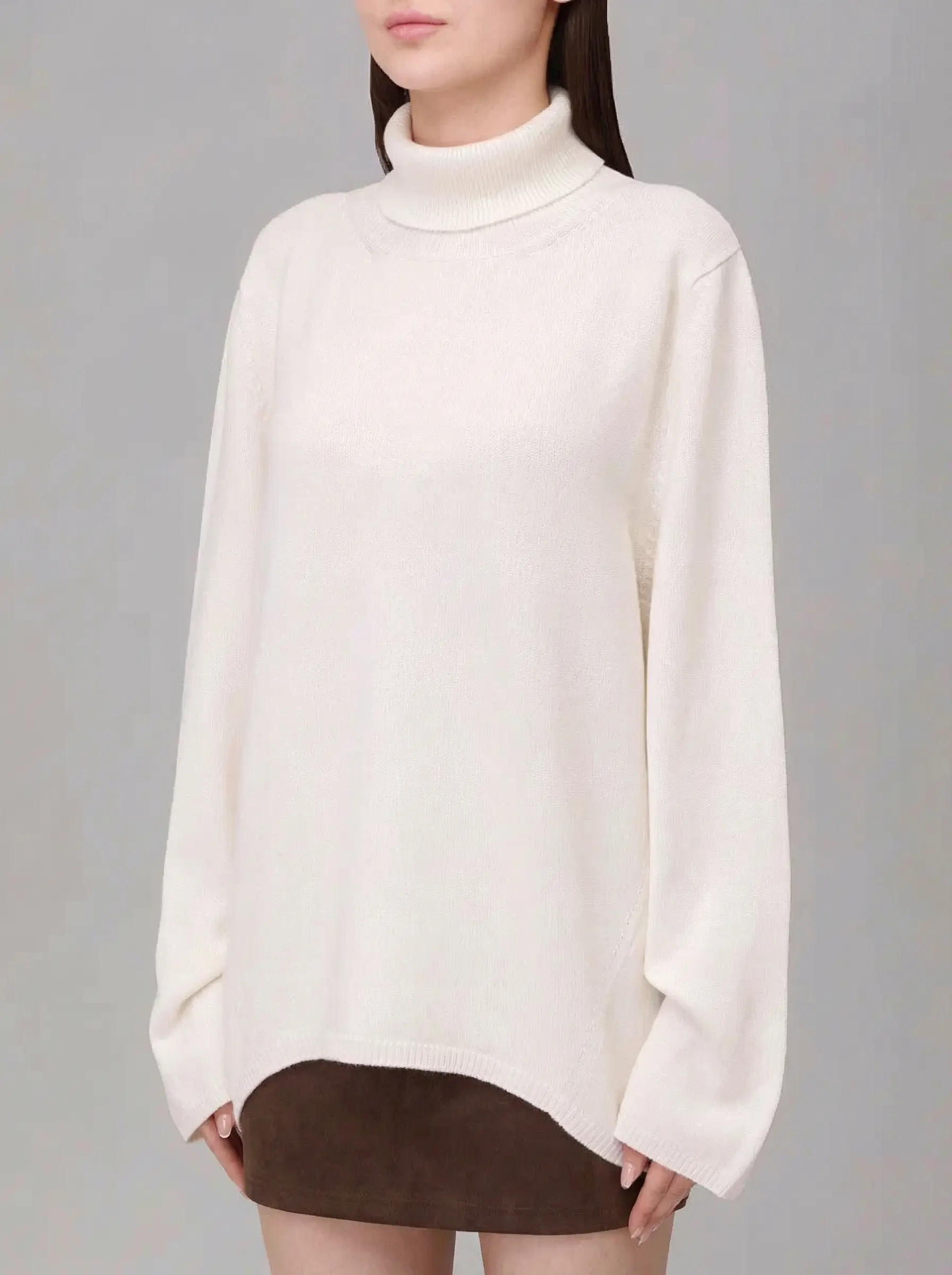 Свитер шерстяной LORENA ANTONIAZZI I25120DM34A_2472 101 Кремовый  Фото 4