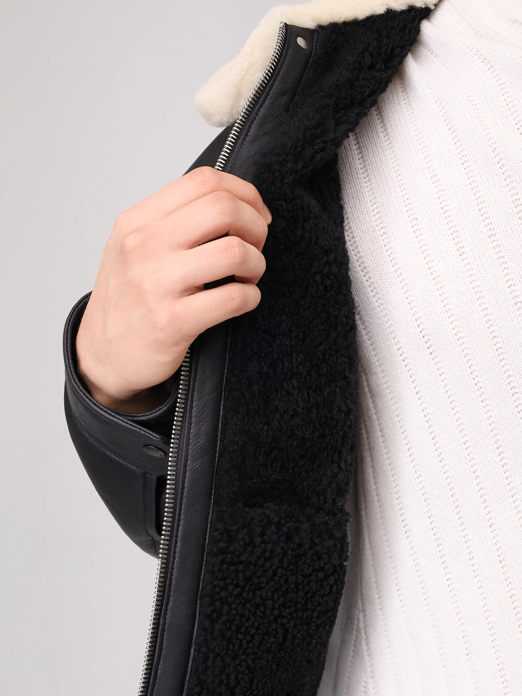 Дубленка из овчины YVES SALOMON 26W26WHV61672MSBS Черный  Фото 6