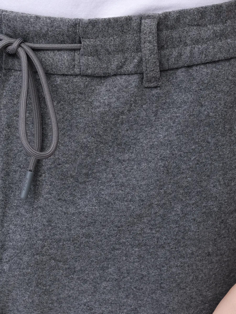 Брюки однотонные BOSS 50551542/030 Серый  Фото 5