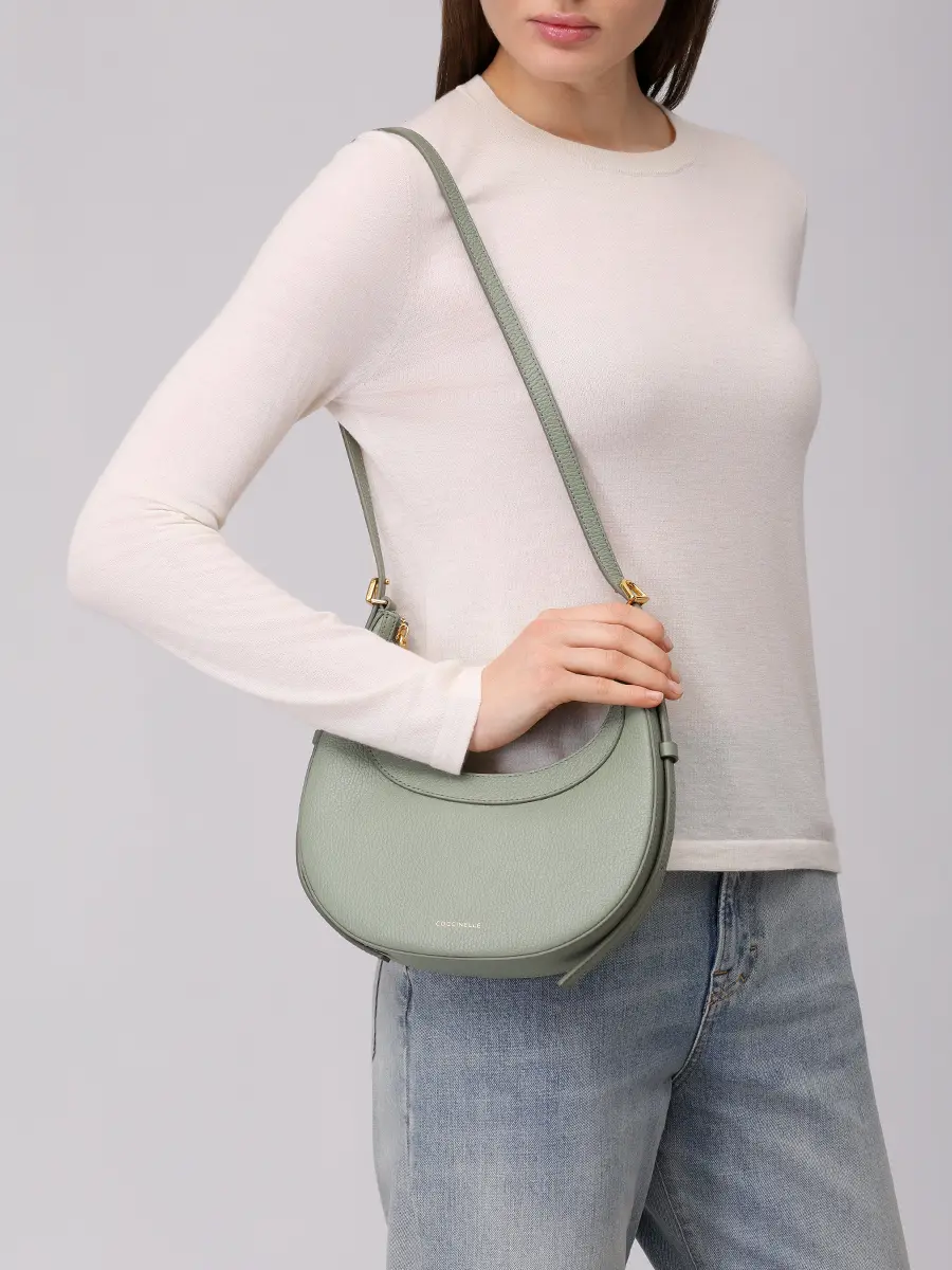 Сумка кожаная Whisper COCCINELLE E5 PIP 53 01 01/G77 Зеленый  Фото 2