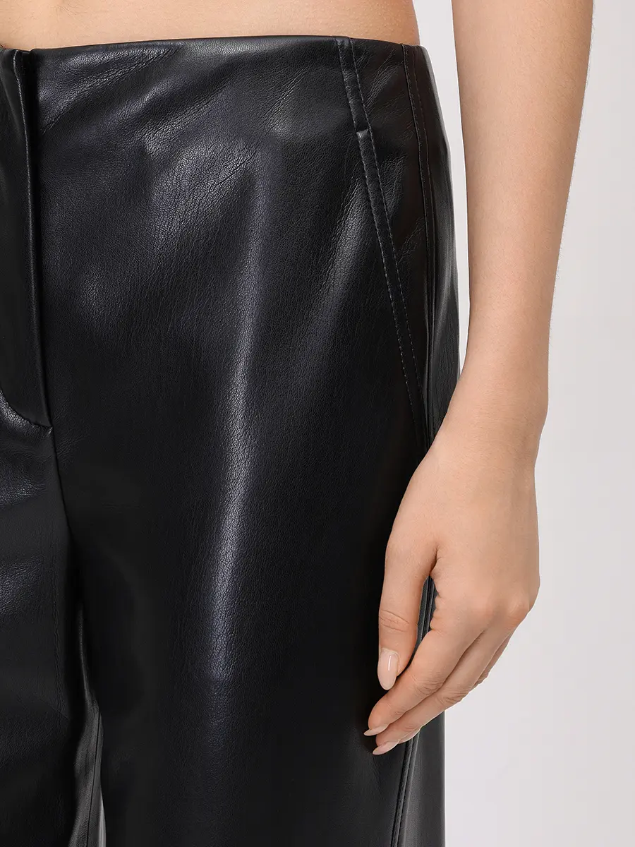 Брюки из экокожи BOSS 50549241/001 Черный  Фото 5