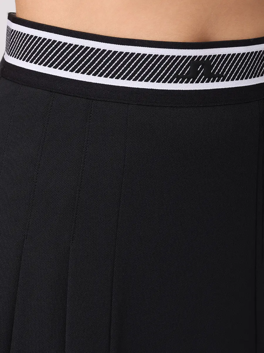 Юбка однотонная J.LINDEBERG GWSD11787/9999 Черный  Фото 5