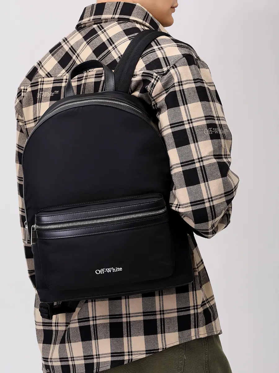 Рюкзак текстильный OFF-WHITE OMNB109C99FAB0011000 Черный  Фото 2