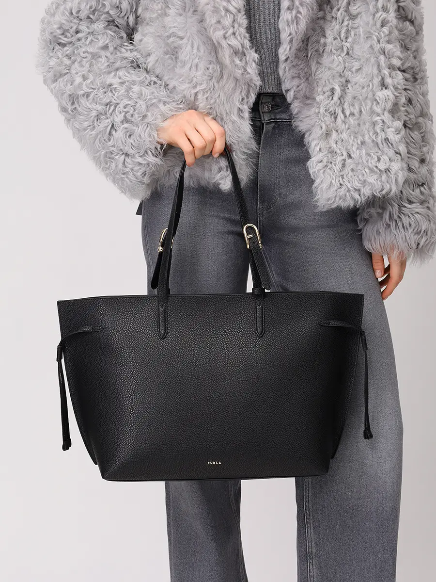 Сумка кожаная Ava FURLA WB02059-BX4329-3924S Черный  Фото 2