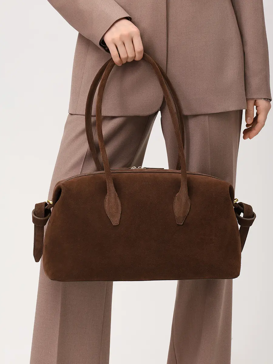 Сумка замшевая Brioche Duffle YUZEFI BRIOCHE DUFFLE CHOCOLATE Коричневый  Фото 2