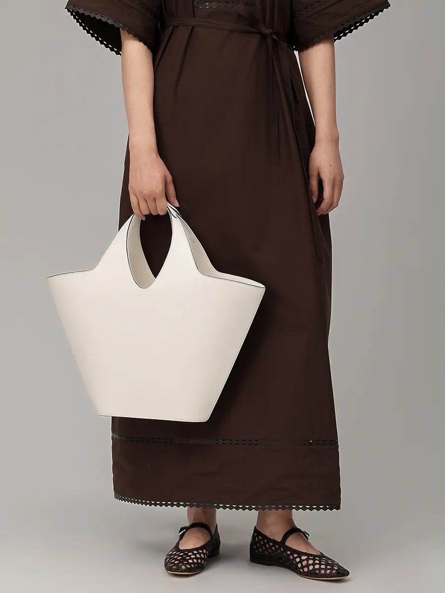 Сумка кожаная ALBERTA FERRETTI 261517203-8020 0002 Белый  Фото 2