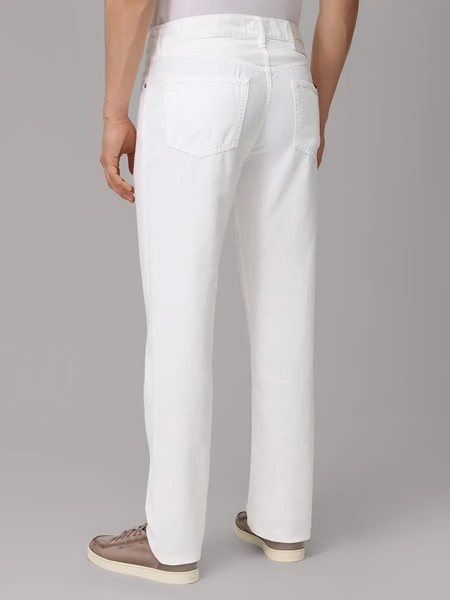 Джинсы Regular Fit хлопковые JACOB COHEN EDO JUM_QE031 036 T864A TN A00 Белый  Фото 3